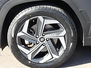 Used 2022 Hyundai Tucson Premium Dark Knight Grey - Interior and Exterior details 18