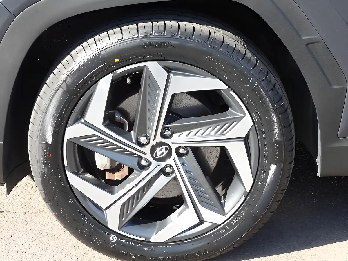 Used 2022 Hyundai Tucson Premium Dark Knight Grey - Interior and Exterior details 18