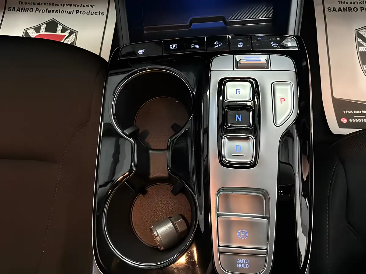 Used 2022 Hyundai Tucson Premium Silver - Interior and Exterior details 14