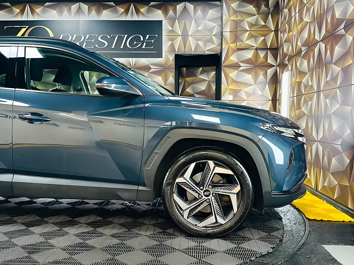 Used 2022 Hyundai Tucson Premium Teal Blue - Interior and Exterior details 11