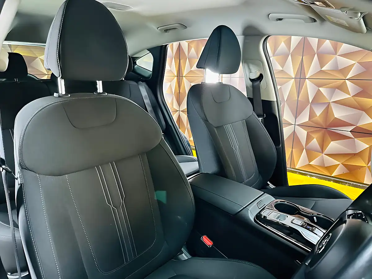 Used 2022 Hyundai Tucson Premium Teal Blue - Interior and Exterior details 9