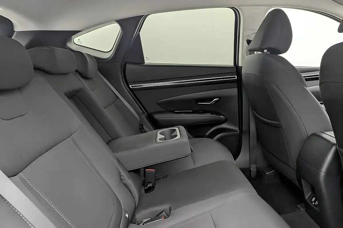 Used 2022 Hyundai Tucson Se Connect Black - Interior and Exterior details 10