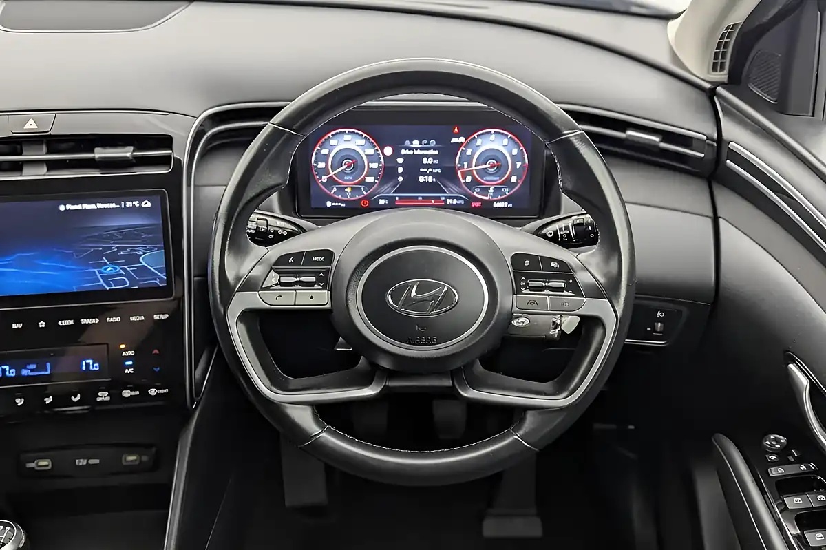 Used 2022 Hyundai Tucson Se Connect Black - Interior and Exterior details 14