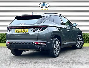 Used 2022 Hyundai Tucson Se Connect Phantom Black - Interior and Exterior details 12