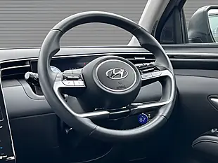 Used 2022 Hyundai Tucson Se Connect Phantom Black - Interior and Exterior details 15