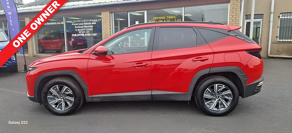 Used 2022 Hyundai Tucson Se Connect Red - Interior and Exterior details 2