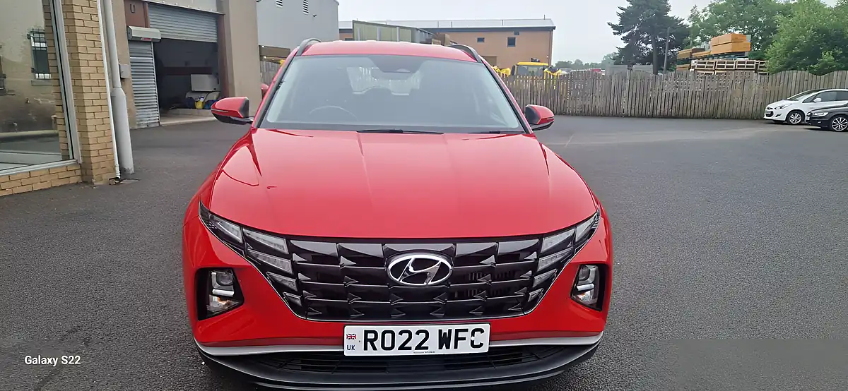 Used 2022 Hyundai Tucson Se Connect Red - Interior and Exterior details 4