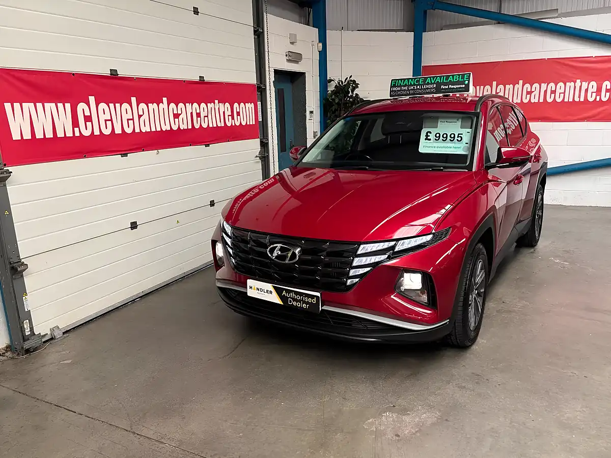 Used 2022 Hyundai Tucson Se Connect Red - Interior and Exterior details 2