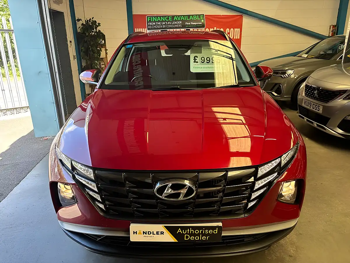 Used 2022 Hyundai Tucson Se Connect Red - Interior and Exterior details 8