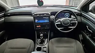 Used 2022 Hyundai Tucson Se Connect Red - Interior and Exterior details 11
