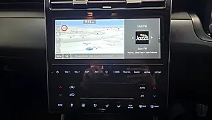 Used 2022 Hyundai Tucson Se Connect Red - Interior and Exterior details 15
