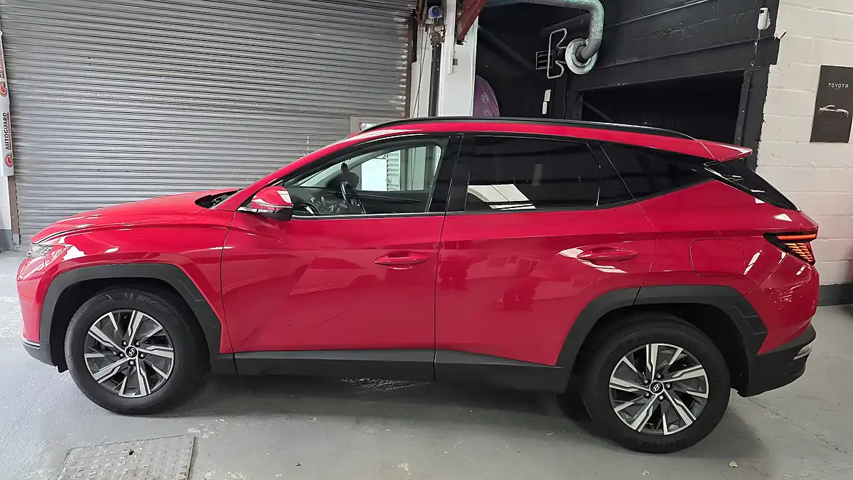 Used 2022 Hyundai Tucson Se Connect Red - Interior and Exterior details 8