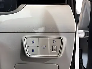 Used 2022 Hyundai Tucson Ultimate White - Interior and Exterior details 12