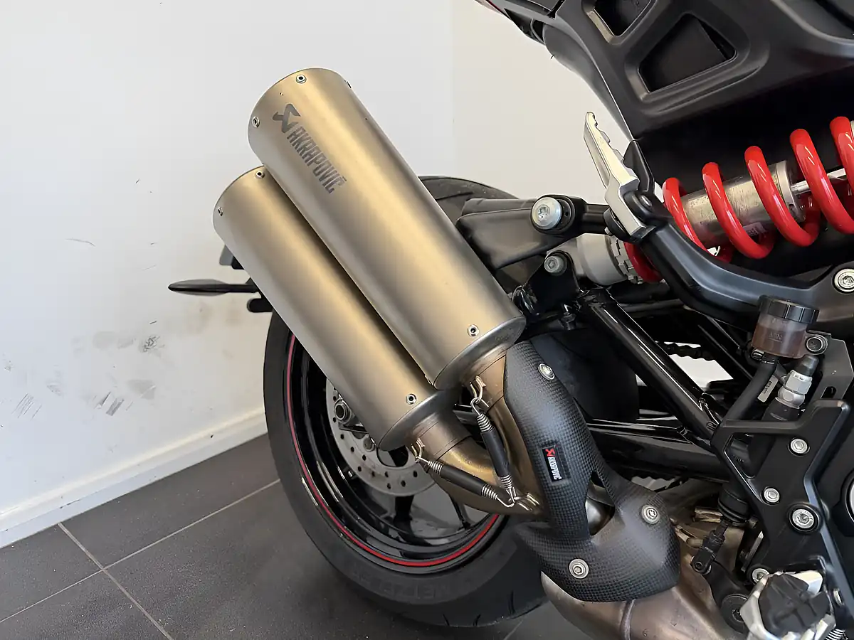 Used 2022 Indian FTR1200 S White Smoke - Interior and Exterior details 6