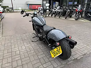 Used 2022 Indian Motorcycle Chief Dark Horse Grey - Interior and Exterior details 6