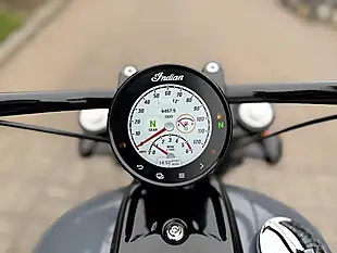 Used 2022 Indian Motorcycle Chief Dark Horse Grey - Interior and Exterior details 8