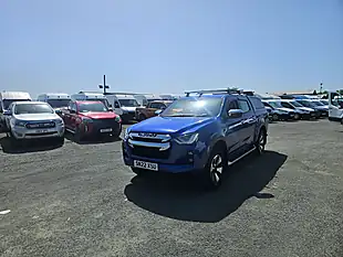 Used 2022 Isuzu D-Max 4X4 D-Cab Blue - Interior and Exterior details 4