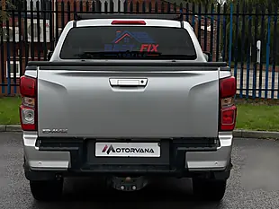 Used 2022 Isuzu D-Max DL20 Silver - Interior and Exterior details 11