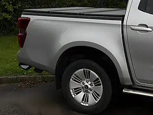 Used 2022 Isuzu D-Max DL20 Silver - Interior and Exterior details 14