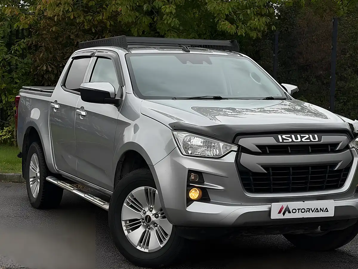 Used 2022 Isuzu D-Max DL20 Silver - Interior and Exterior details 5
