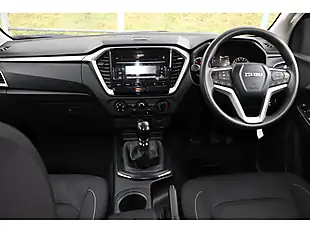 Used 2022 Isuzu D-Max DL20 White - Interior and Exterior details 11