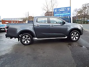 Used 2022 Isuzu D-Max DL40 Grey - Interior and Exterior details 10