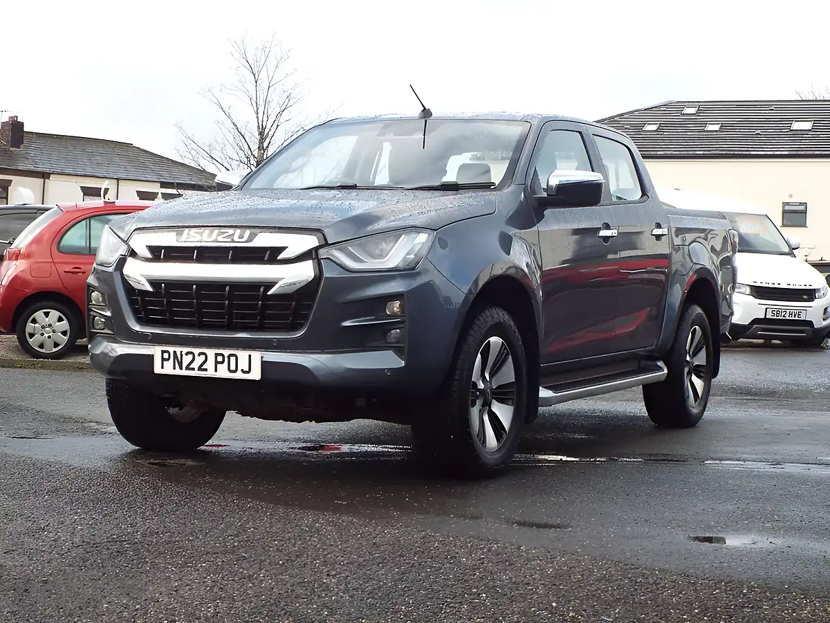Used 2022 Isuzu D-Max DL40 Grey - Interior and Exterior details 14