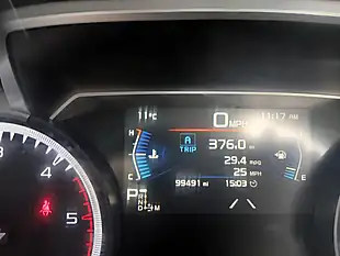 Used 2022 Isuzu D-Max DL40 Silver - Interior and Exterior details 10