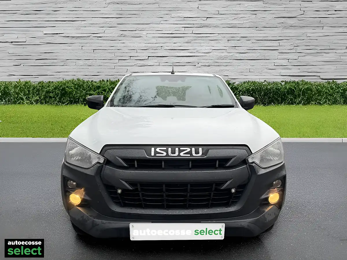 Used 2022 Isuzu D-Max Utility Diff Lock White - Interior and Exterior details 11