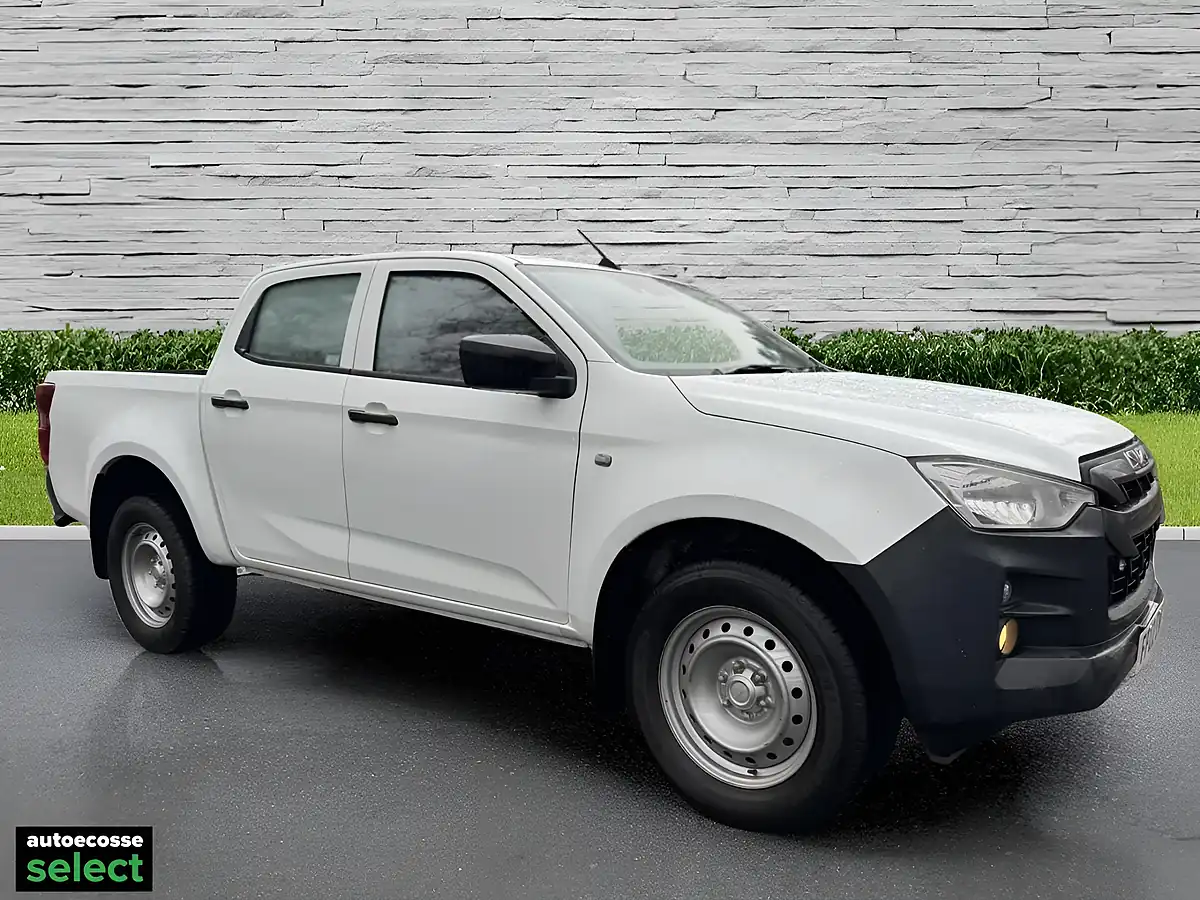 Used 2022 Isuzu D-Max Utility Diff Lock White - Interior and Exterior details 2