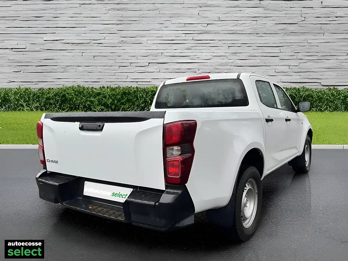 Used 2022 Isuzu D-Max Utility Diff Lock White - Interior and Exterior details 5