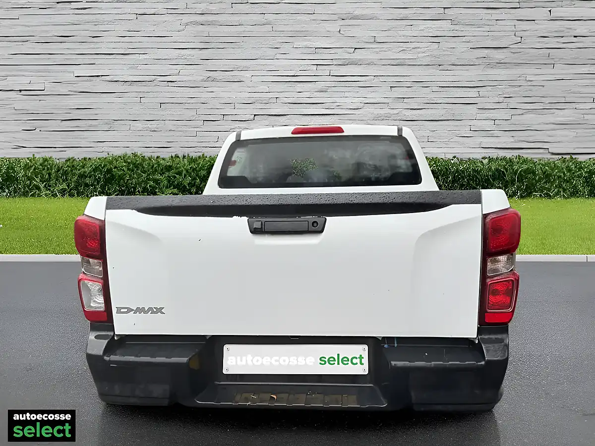 Used 2022 Isuzu D-Max Utility Diff Lock White - Interior and Exterior details 6