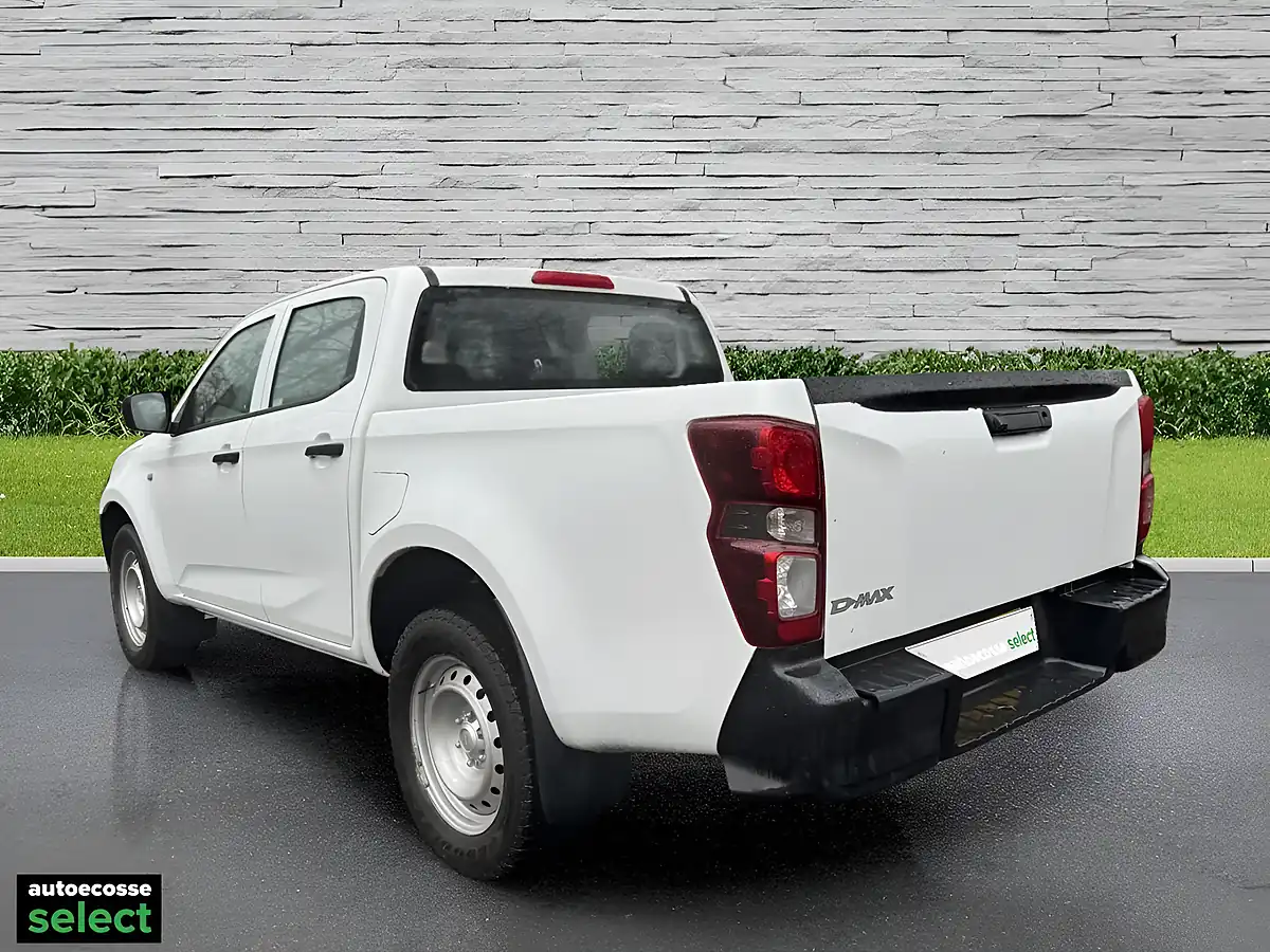 Used 2022 Isuzu D-Max Utility Diff Lock White - Interior and Exterior details 7