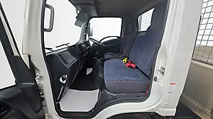 Used 2022 Isuzu Grafter N35 125 S Swb Tipper White - Interior and Exterior details 16