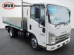 Used 2022 Isuzu Grafter N35 125 S Swb Tipper White - Interior and Exterior details 2