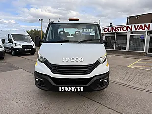 Used 2022 Iveco Daily 35 Lwb Alloy Dropside With 500kg Tail Lift White - Interior and Exterior details 10