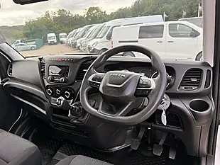 Used 2022 Iveco Daily 35 Lwb Alloy Dropside With 500kg Tail Lift White - Interior and Exterior details 14