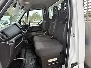 Used 2022 Iveco Daily Business Lwb White - Interior and Exterior details 10
