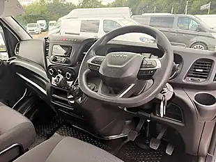 Used 2022 Iveco Daily Business Lwb White - Interior and Exterior details 14