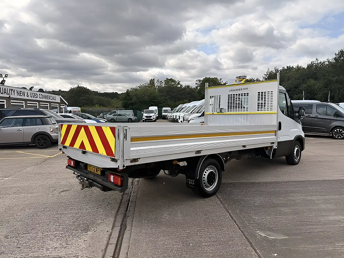 Used 2022 Iveco Daily Business Lwb White - Interior and Exterior details 3