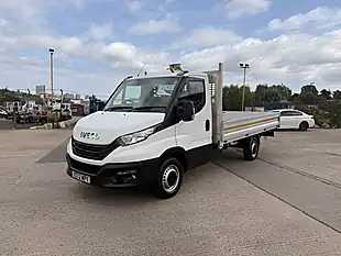 Used 2022 Iveco Daily Business Lwb White - Interior and Exterior details 8