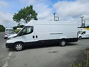 Used 2022 Iveco Daily Lwb White - Interior and Exterior details 5