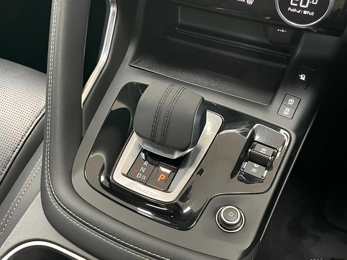 Used 2022 Jaguar E-Pace R-Dynamic Black Borasco Grey - Interior and Exterior details 20