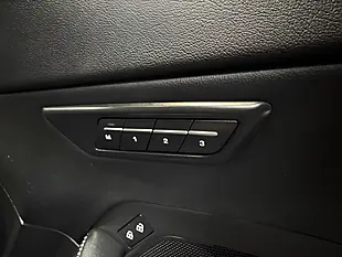 Used 2022 Jaguar E-Pace R-Dynamic Se Blue - Interior and Exterior details 12