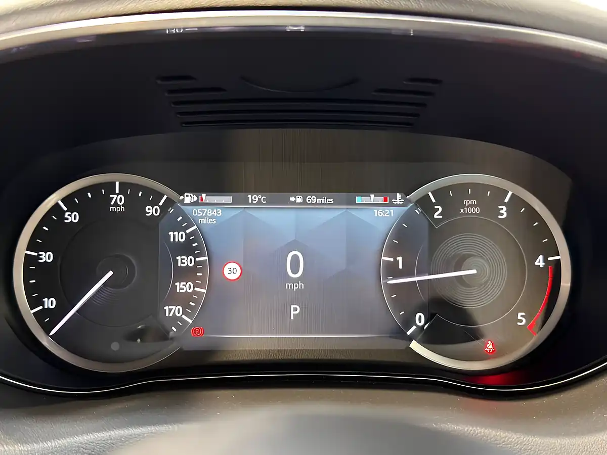 Used 2022 Jaguar E-Pace R-Dynamic Se Blue - Interior and Exterior details 20