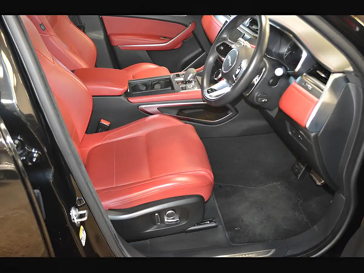 Used 2022 Jaguar F-Pace R-Dynamic Black Black - Interior and Exterior details 12