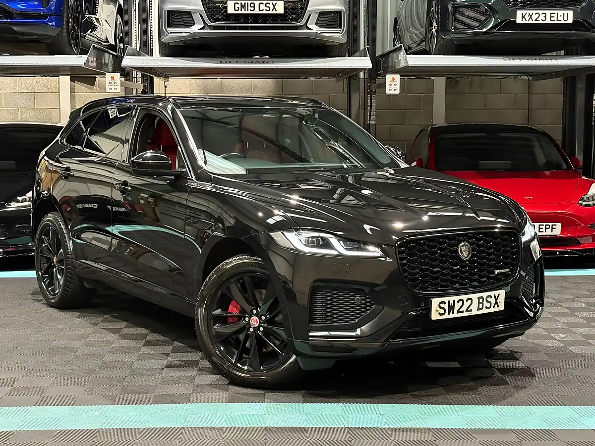 Used 2022 Jaguar F-Pace R-Dynamic Black Black - Front View