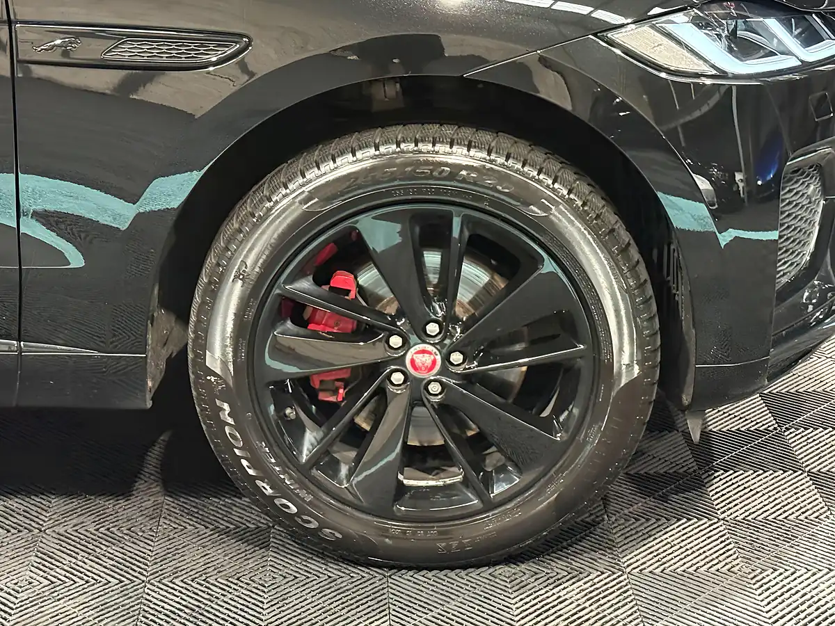 Used 2022 Jaguar F-Pace R-Dynamic Black Black - Interior and Exterior details 11