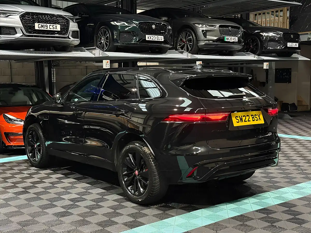 Used 2022 Jaguar F-Pace R-Dynamic Black Black - Interior and Exterior details 7