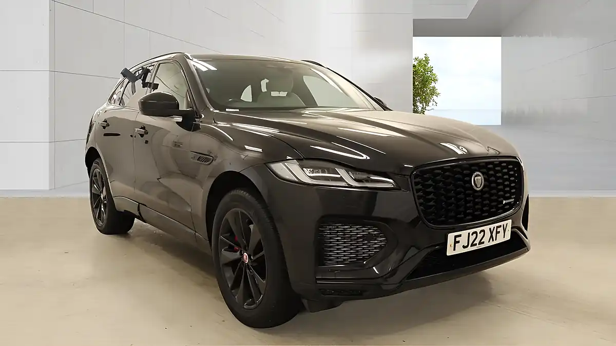 Used 2022 Jaguar F-Pace R-Dynamic Black Black - Front View